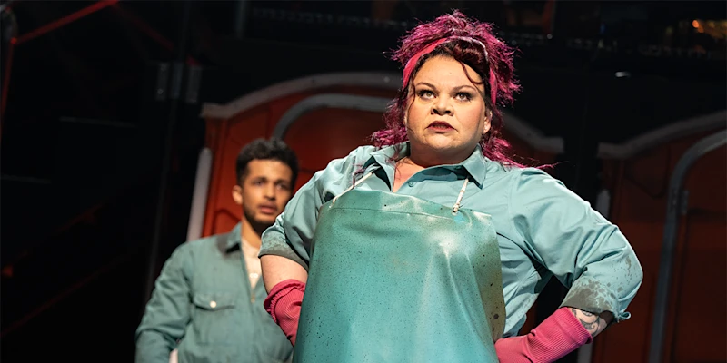 Keala Settle (Miss Coddle)