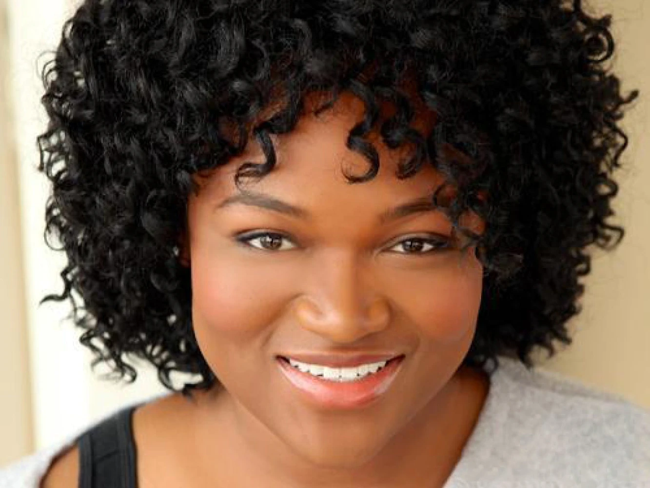 The Glorious World of Crowns, Kinks and Curls: What to expect - 1