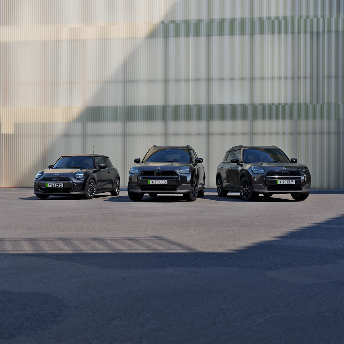 Monochrome  MINI electric group shot - MINI Cooper, MINI Aceman, MINI Countryman