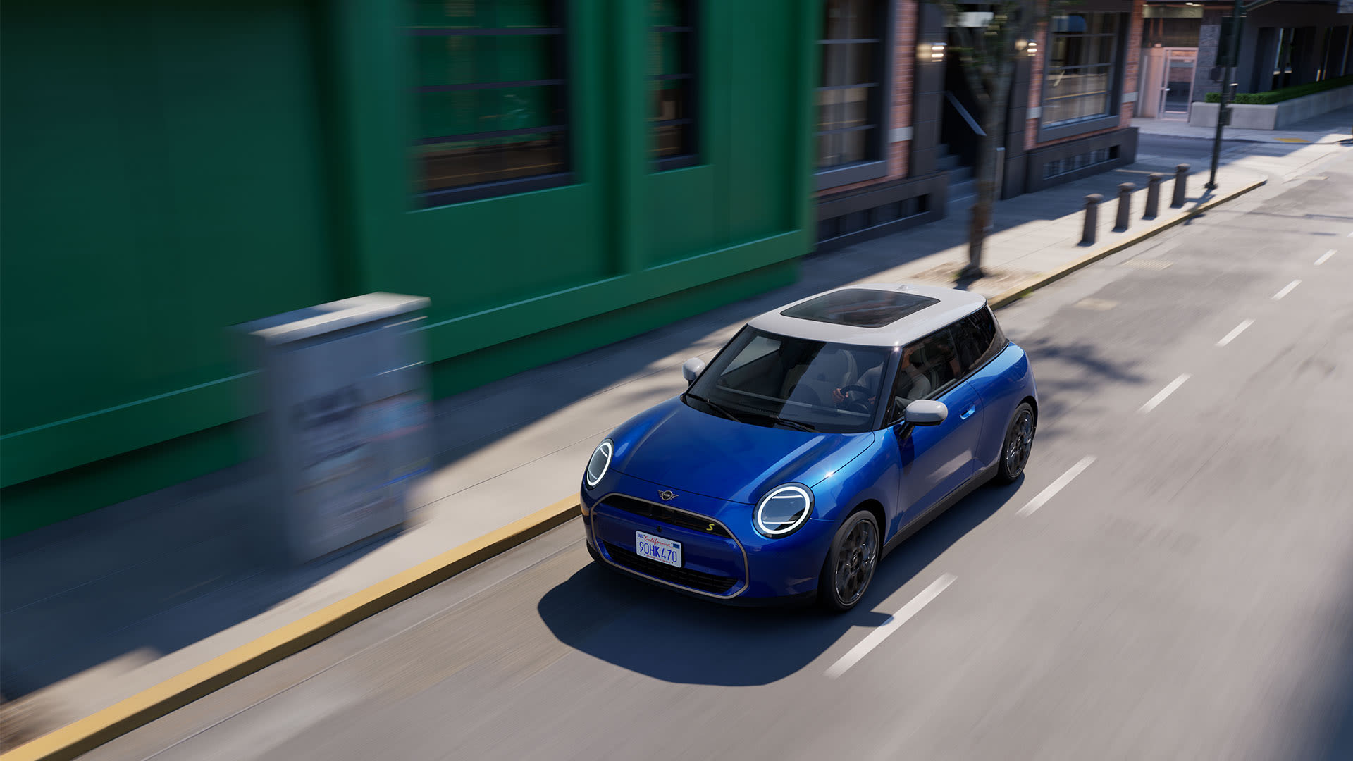 THE MINI CREATING A BIG IMPRESSION.