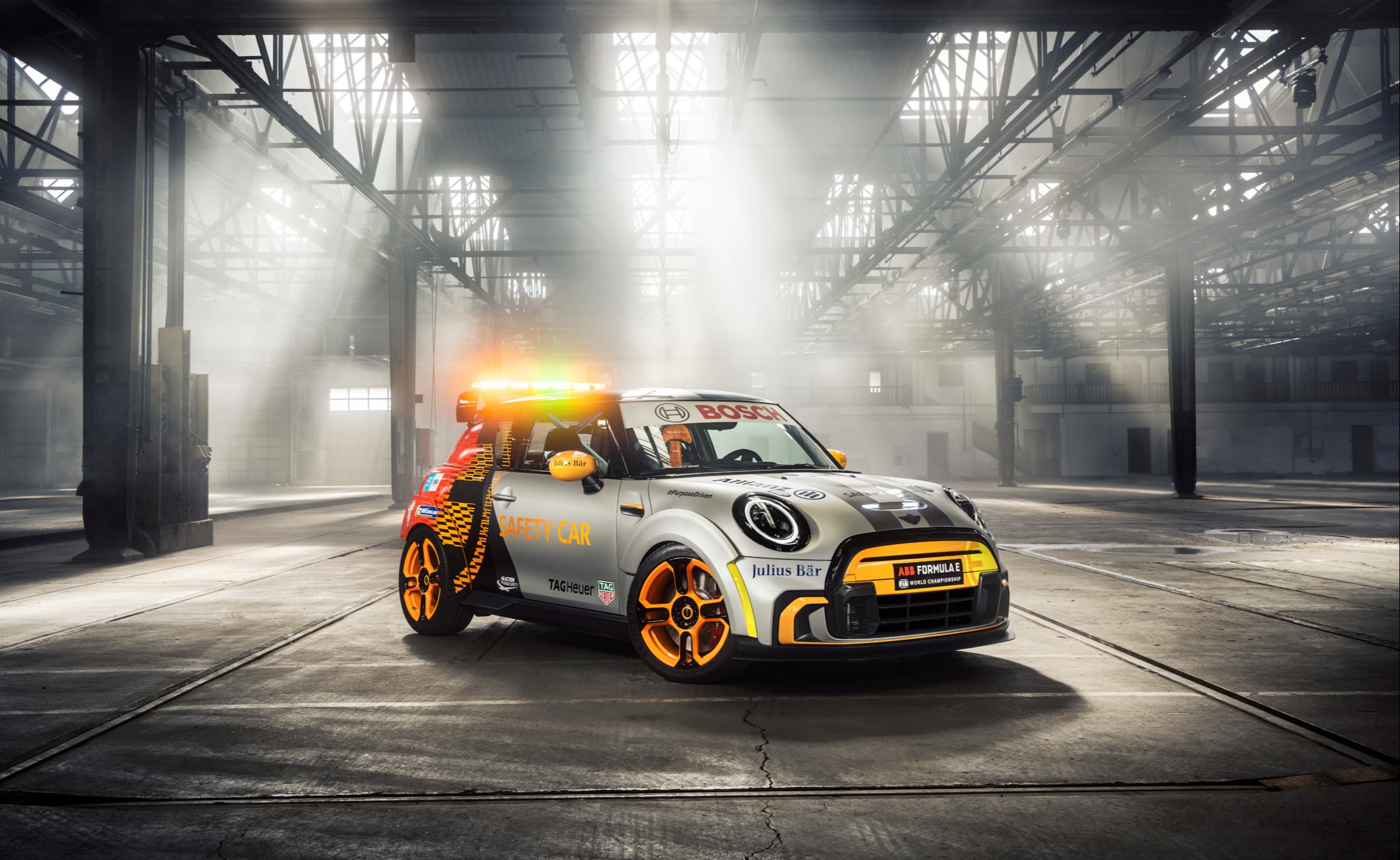 MINI ELECTRIC  PACESETTER.