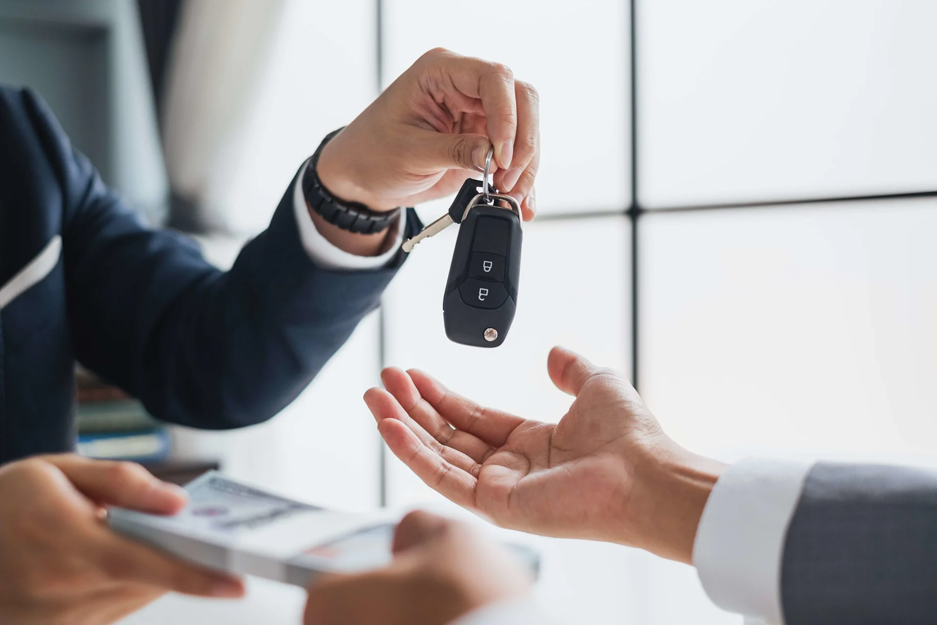 ¿Qué es y cómo funciona el leasing automotriz?