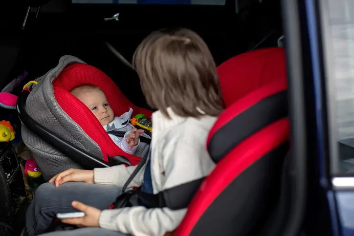 CO | ¿Cómo instalar una silla de auto para niños?