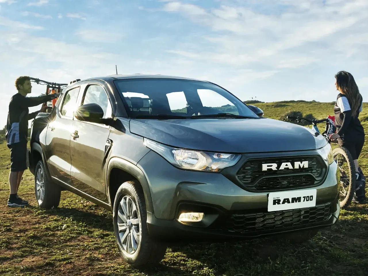 RAM 700 doble cabina