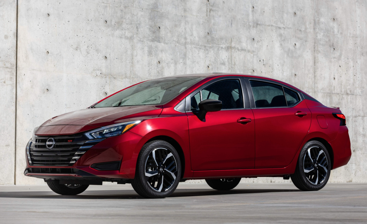 SI | Nuevo Nissan Versa, un sedán con mucha personalidad