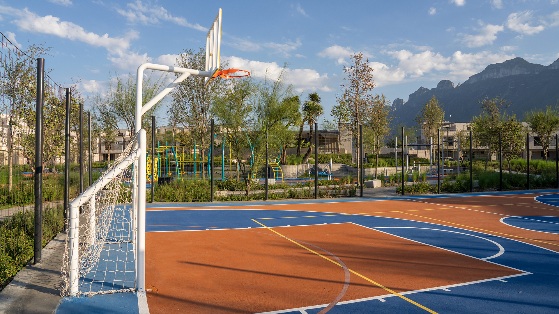 Bienes raíces y desarrollo inmobiliario