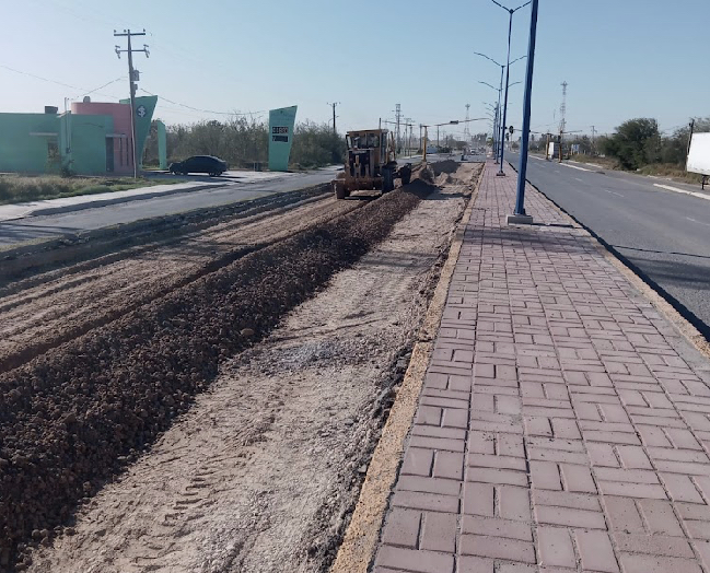 Alumbrado público, drenajes y pavimentación de calles
