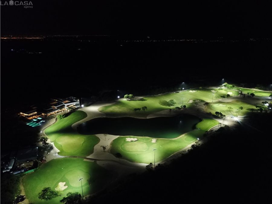 Bienes raíces y desarrollo inmobiliario