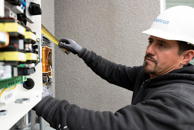 19 Install Electrician+measuring+measurements