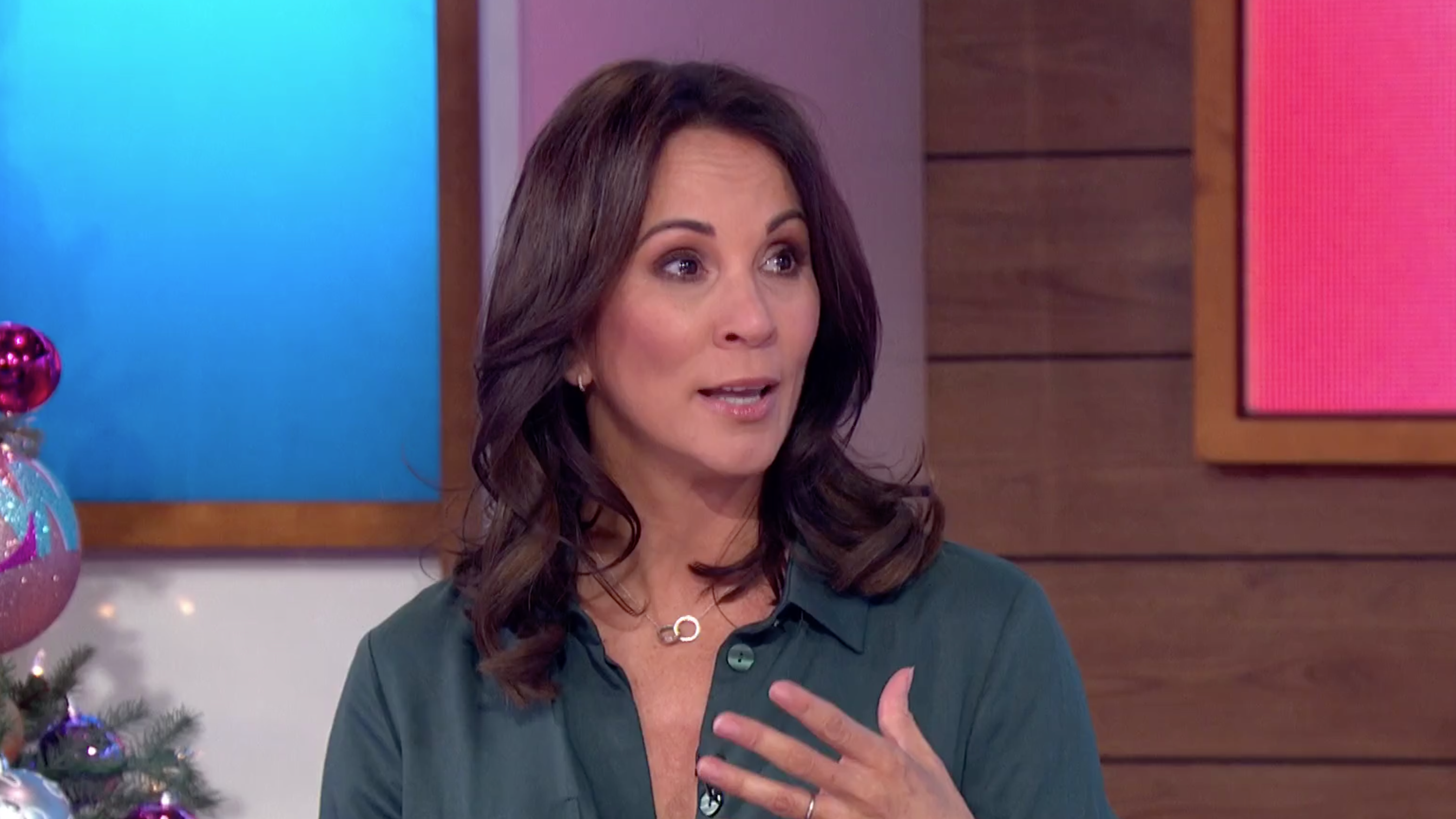 Andrea McLean emotionally announces she's leaving Loose Women | Loose Women