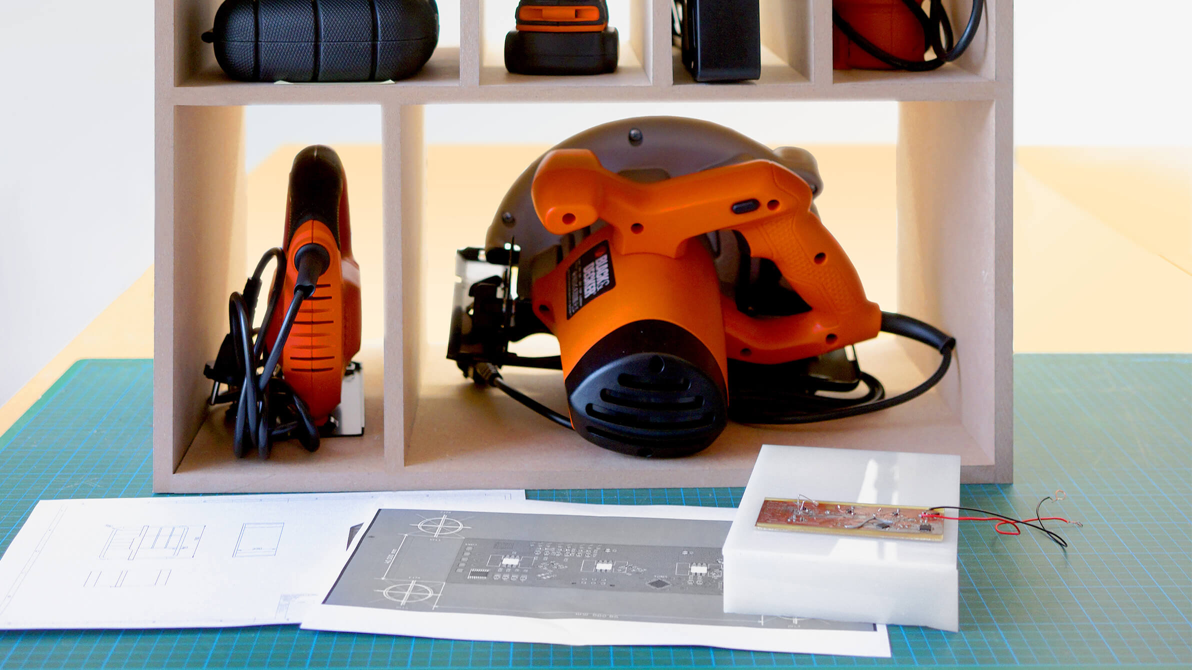 Ein Werkzeugschrank für die Sharing Economy: Bau des Prototypen