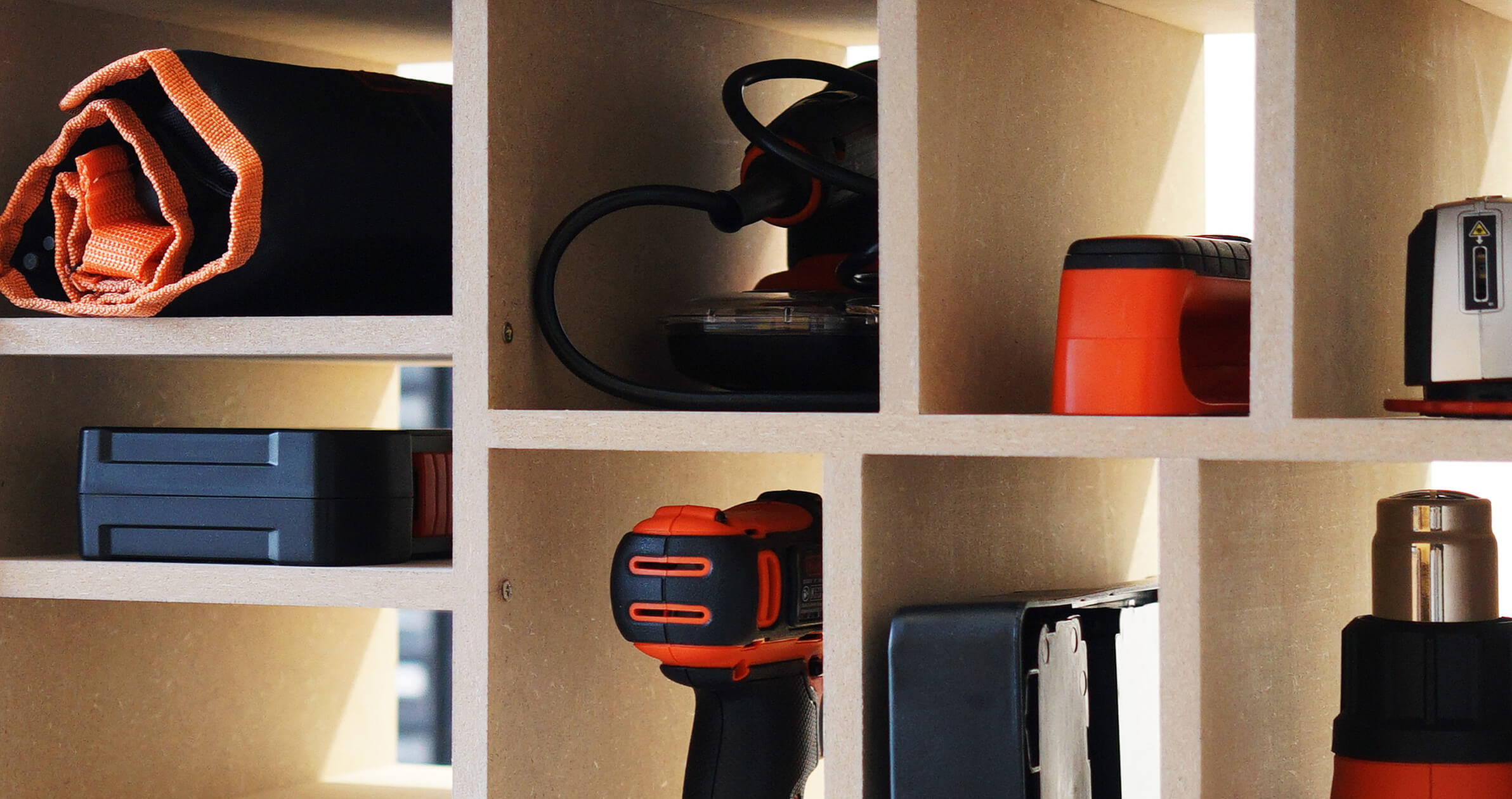 A toolbox for the sharing economy: the prototype’s construction