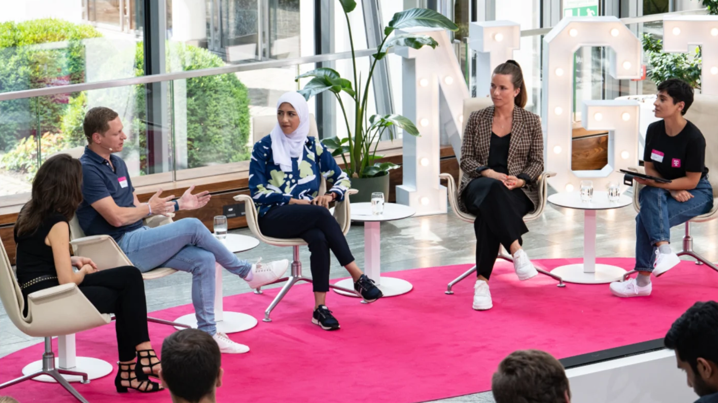 In 2022 war Laura Dückers, Lead Organizational Strategy & Culture, bei Next Generation Telekom zu Gast