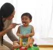 Cómo hacer el cepillado más divertido — Para el bebé y la mamá