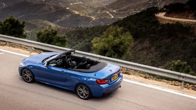 2015 BMW M235i convertible [blue] high
