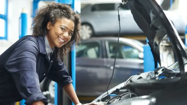 Car mechanic 