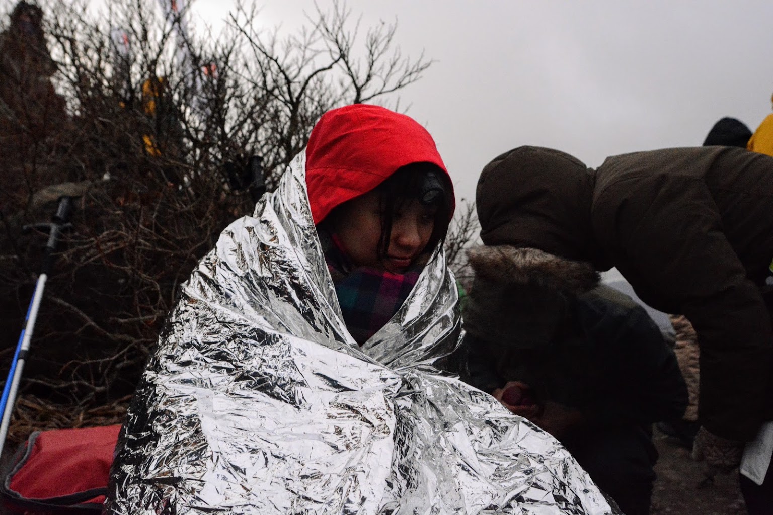 Chống rét đợi mặt trời