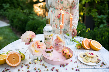 Tablescape Vday Botanicals Spritz (2)