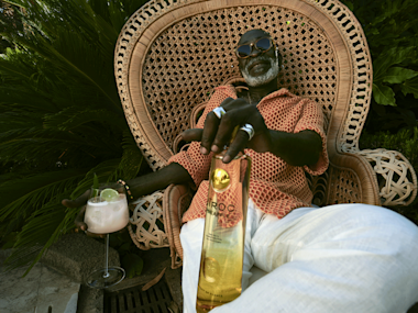 Ciroc Lisboa Pineapple SERVE-Lifestyle
