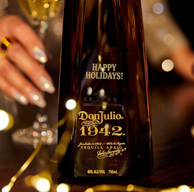 Don Julio Happy holidays engrav promo widget