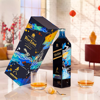 DRE Website LNY Bluelabel PDP Lifestyle Serve