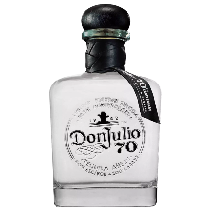 5000281055848 Don Julio 70 Tequila Crystal Claro Añejo 700Ml Bottle Front. Background Removed