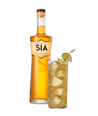 SIA SCOTCH WHISKY SIA Ginger Background Removed