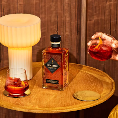 I.W. HARPER KENTUCKY STRAIGHT BOURBON WHISKEY SERVE BOULEVARDIER (1)