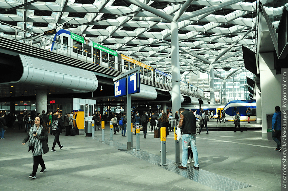 The Hague Central Station. Retrieved from the blog of Alexander Shutyuk