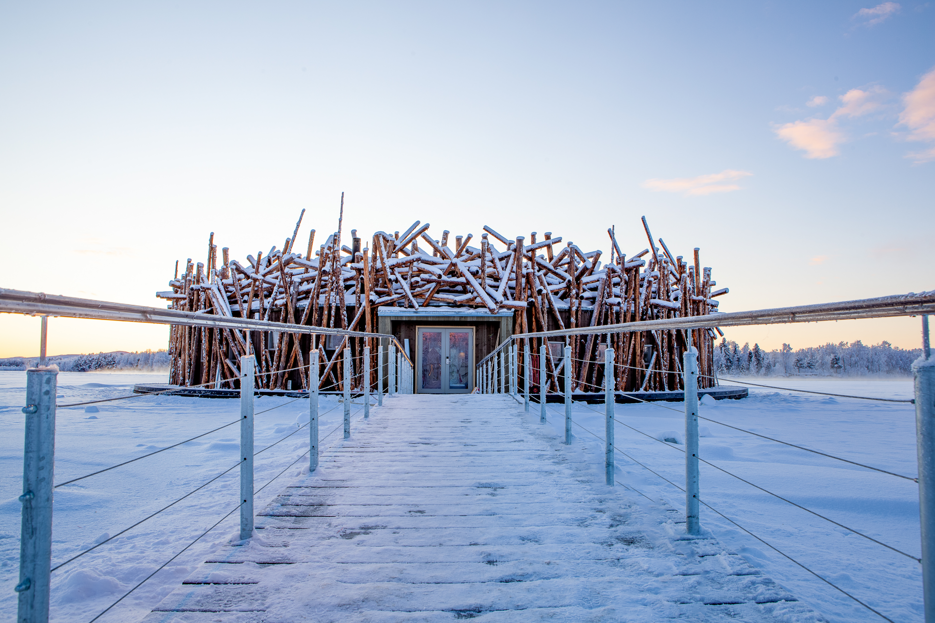 web Arctic Bath Sweden - main-building-credit Arctic Bath