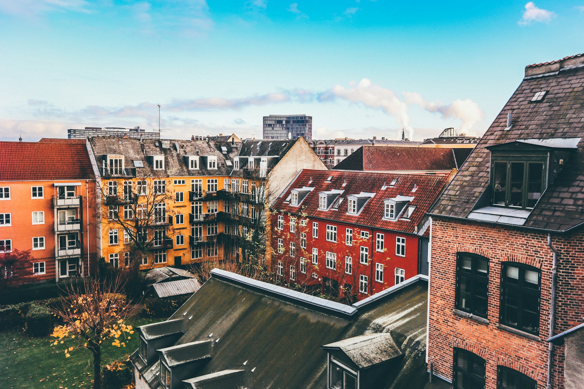 Denmark-copenhagen-backyard-nick-karvounis-PN6yJ3SAp3I-unsplash