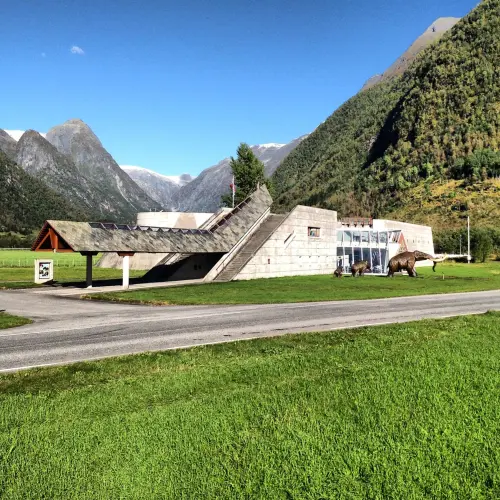 Image courtesy of Norwegian Glacier Museum 