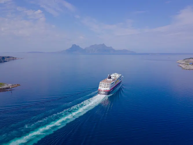 Mick van Maanen / Hurtigruten  