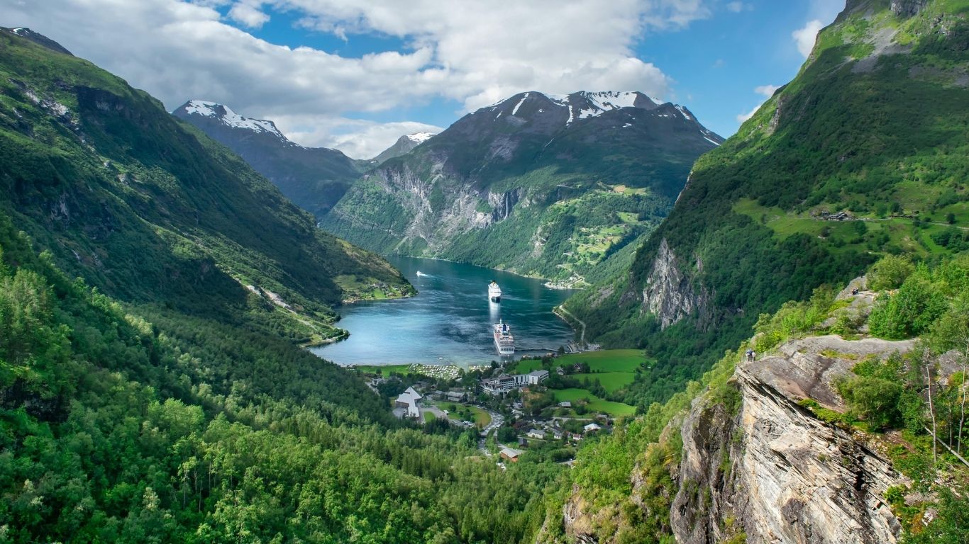 web banner - Geirangerfjord