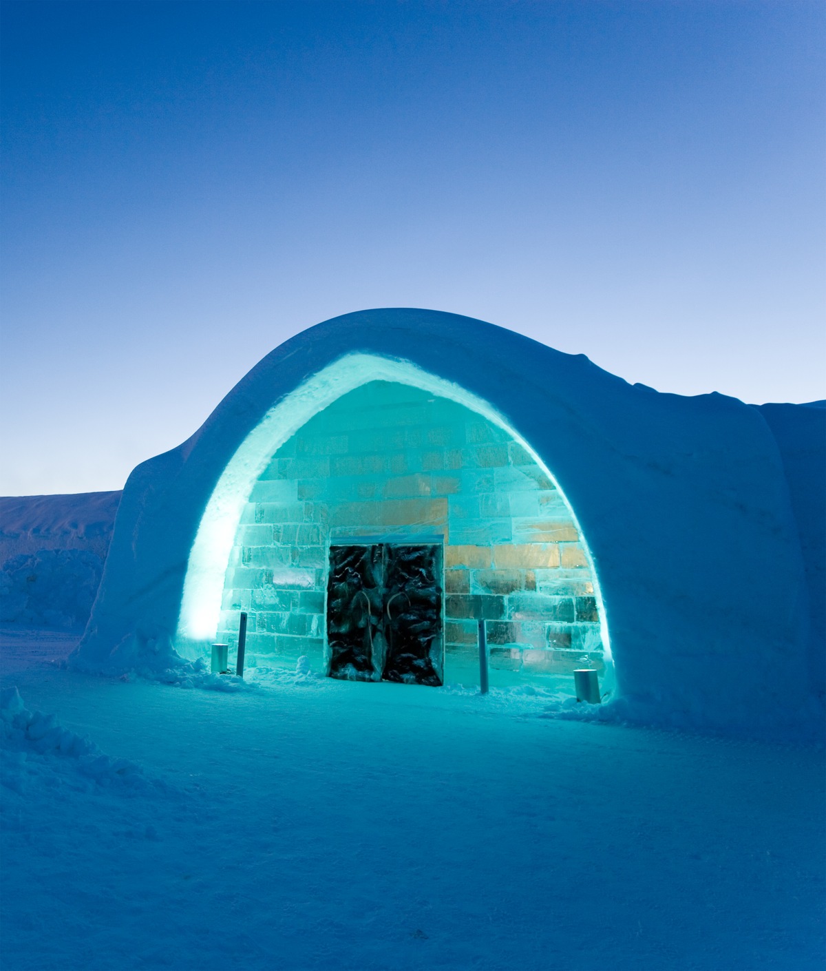 ICEHOTEL_entrance_big_ben