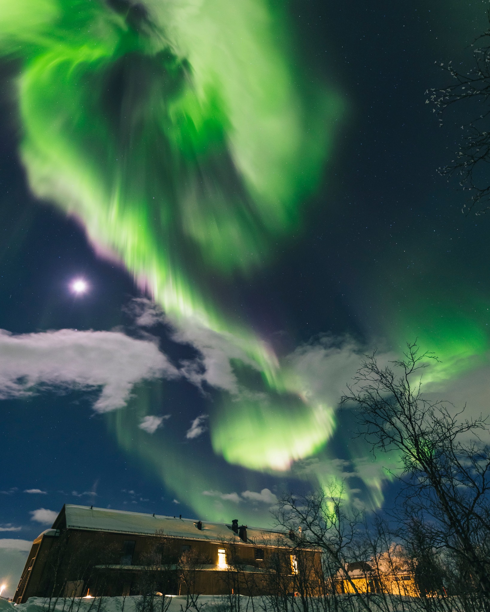 Cahkal Hotel northern lights
