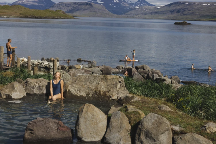 Hvammsvík geothermal sea baths - Image: Saga Sig 