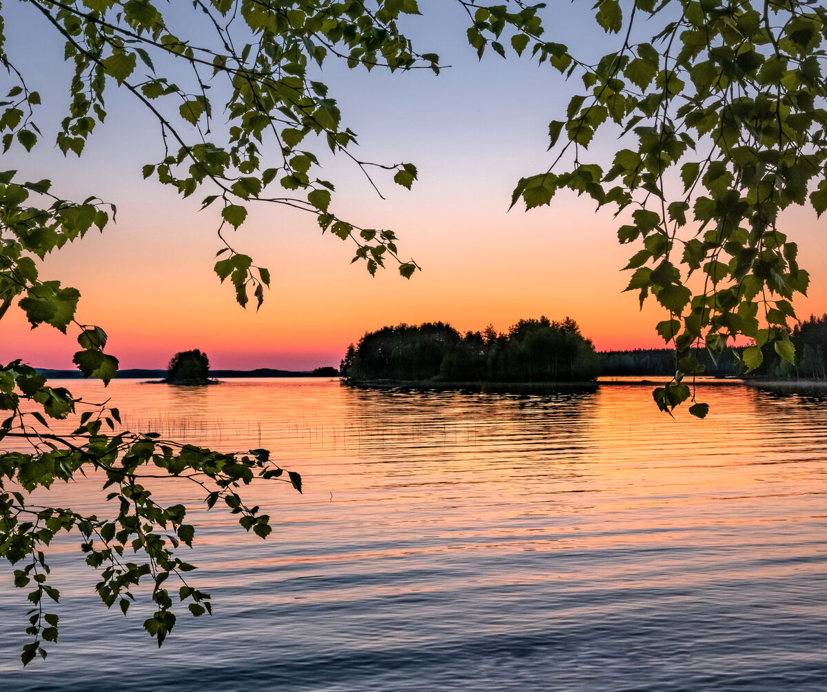 Finland Lakeland Midnight Sun - Credit Asko Kuittinen | Visit Finland