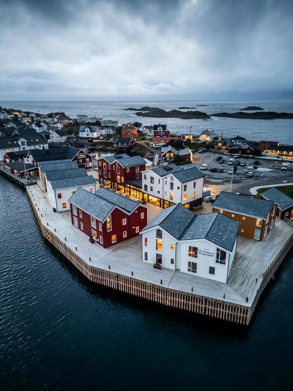 Henningsvær Brygge Hotel