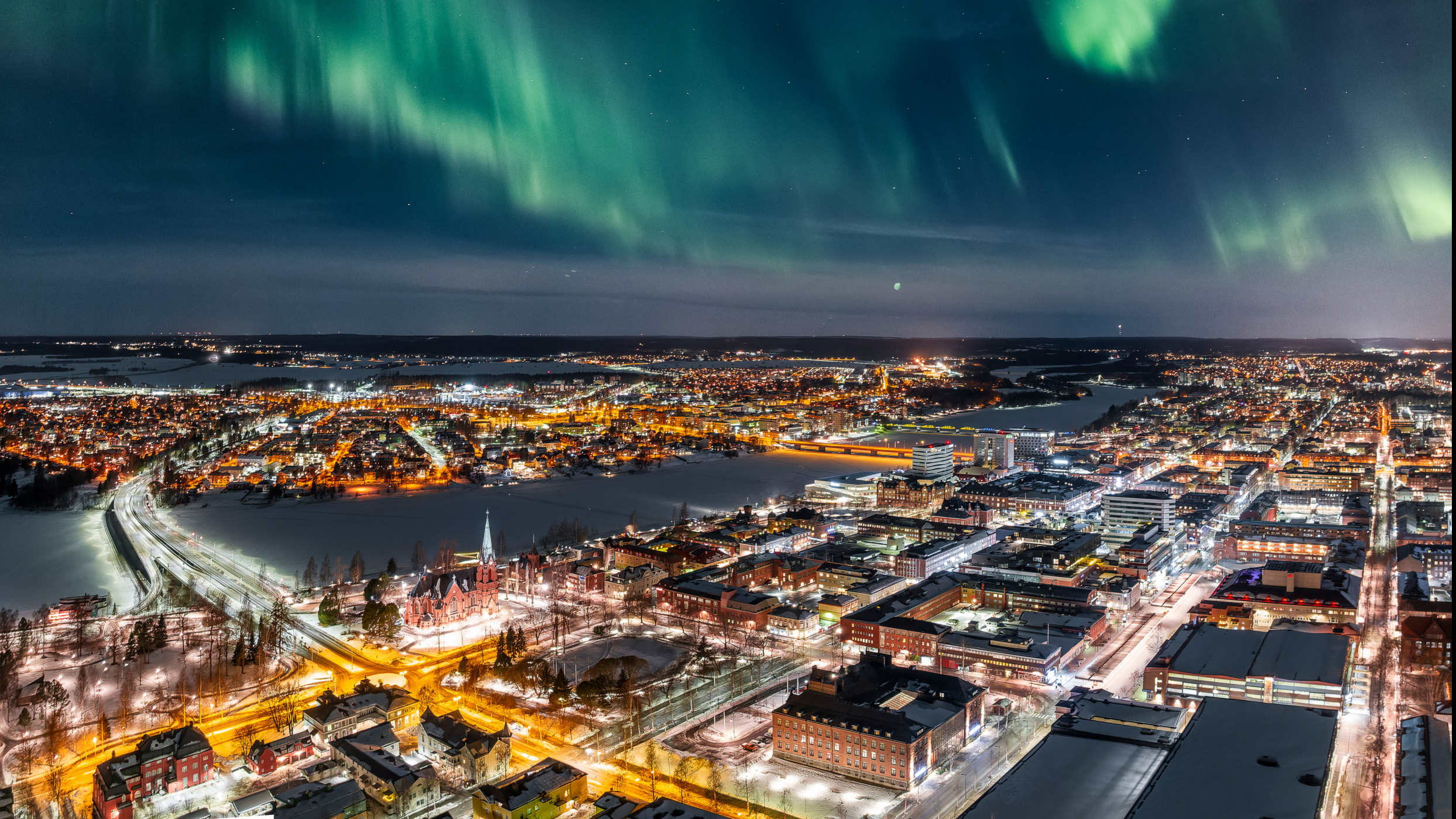 Sweden-Umea-northern-lights-banner-9656-credit Fredrik Larsson and imagebank.sweden