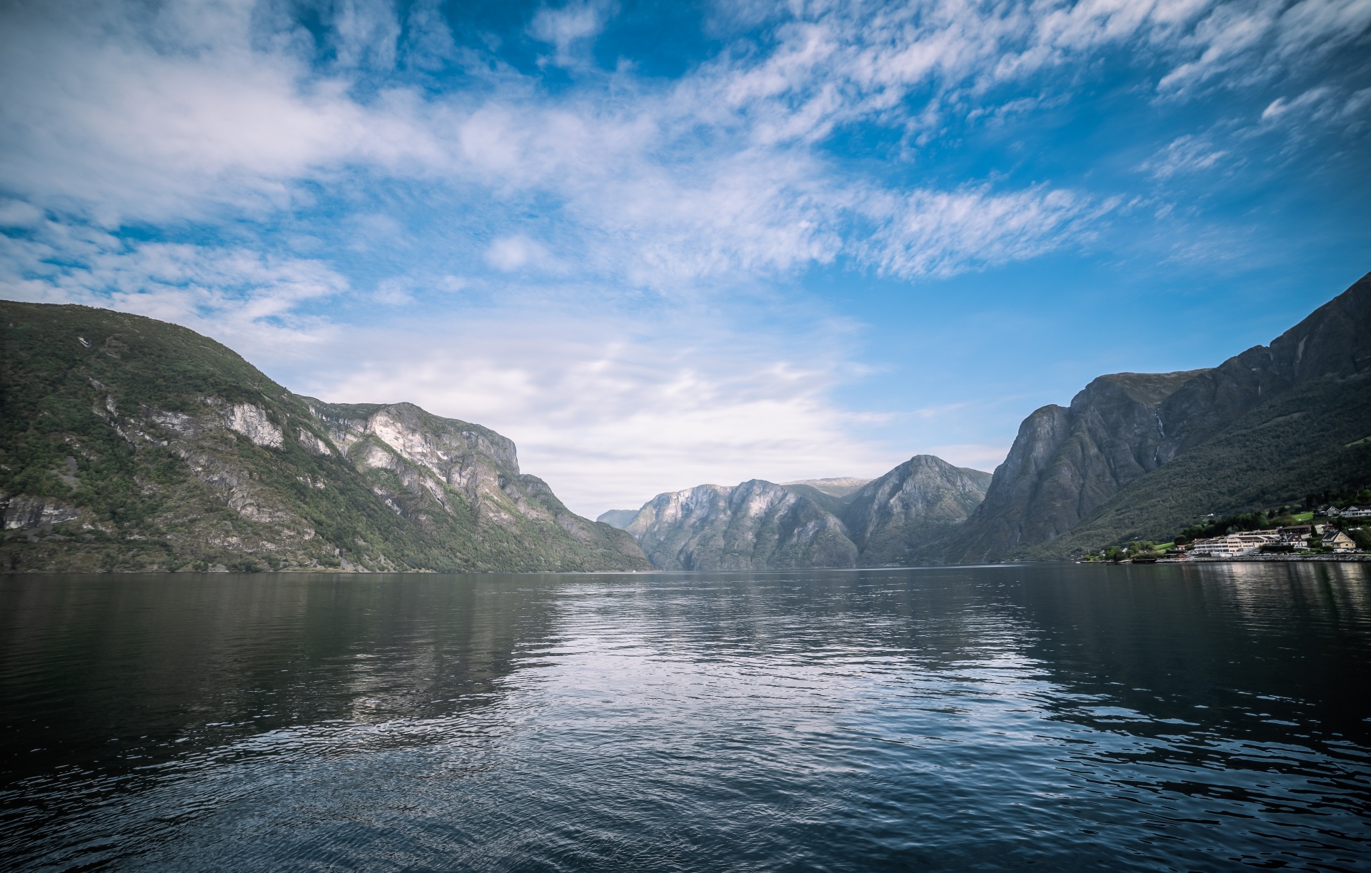 Norway Flåm Naeroyfjord - Photo by Lari Laasjärvi WEB
