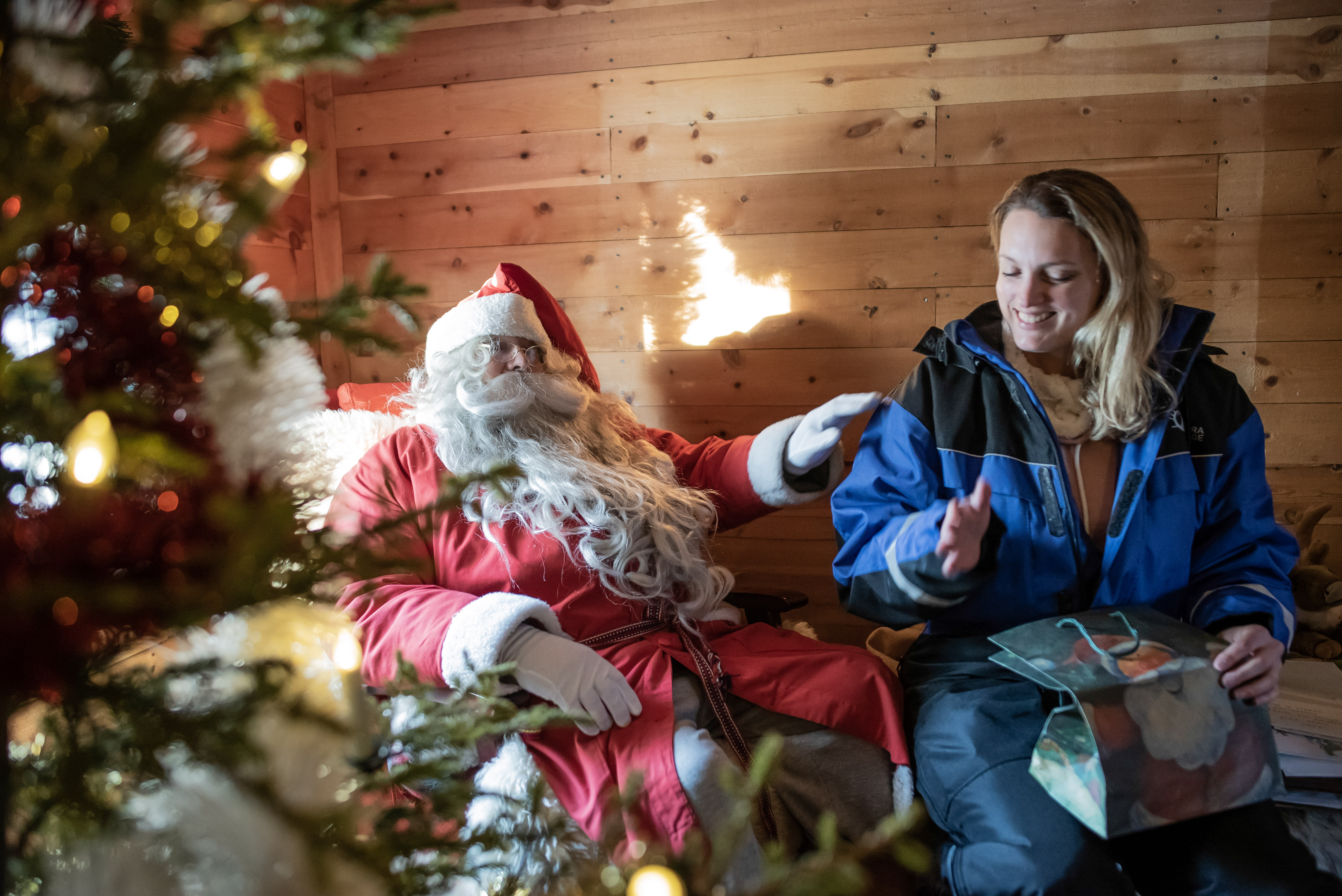 Santa Christmas Ivalo-00195-9 - Credit Aurora Village Ivalo