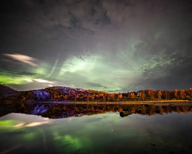 Autumn auroras in Kirkenes in September. By Lari Laasjarvi. 
