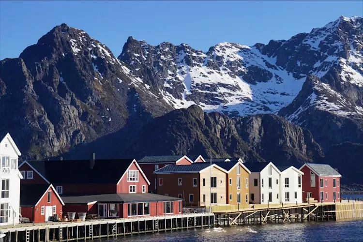 Henningsvær Brygge Hotel