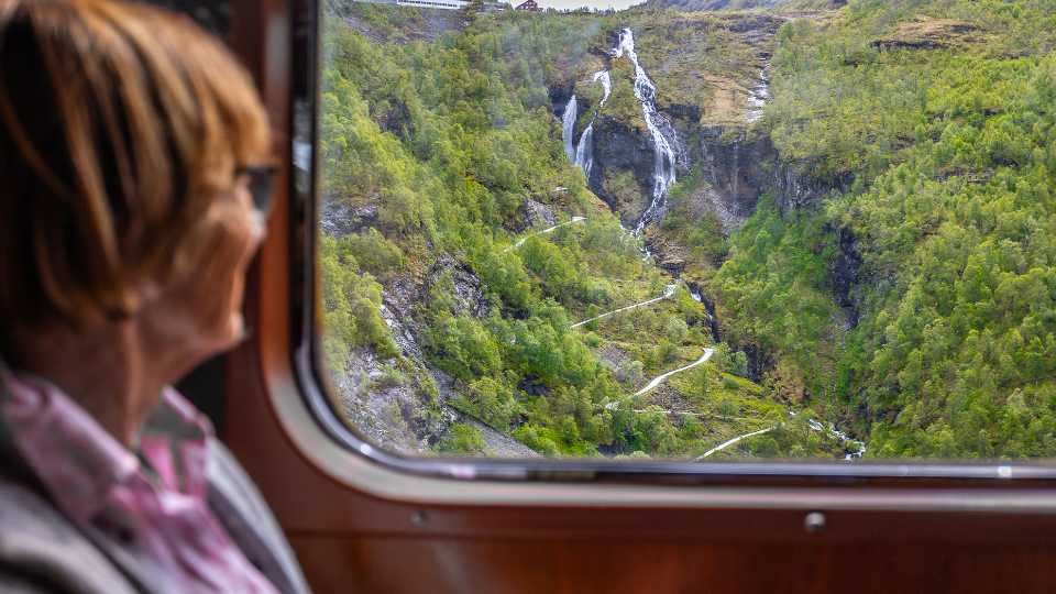 Web - Transport - Norway Flåmsbana railway - credit Lari Laasjarvi
