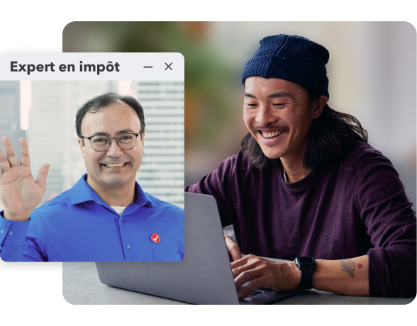 Un jeune client travaille sur son ordinateur portable. Image secondaire d’un expert de TurboImpôt qui lui fait signe de la main.