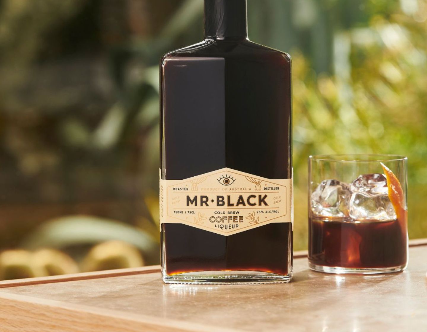 Mr Black cold brew Coffee Liqueur with a cocktail.