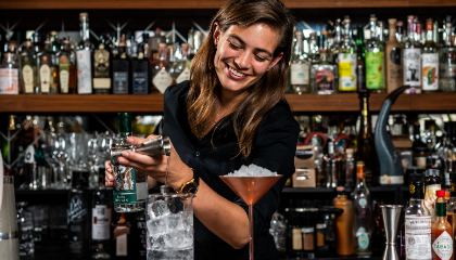 Tess Posthumus Takeaway cocktails masterclass 