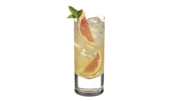 Smirnoff Red Vodka and Grapefruit Juice