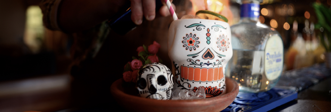 Banner Don Julio blanco